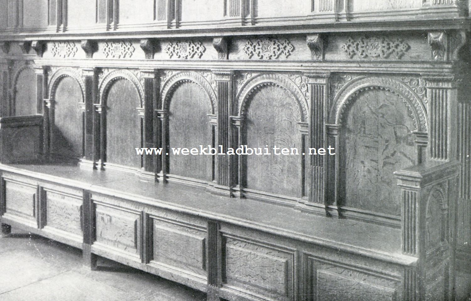 Schiedam. Bank in de Groote Kerk