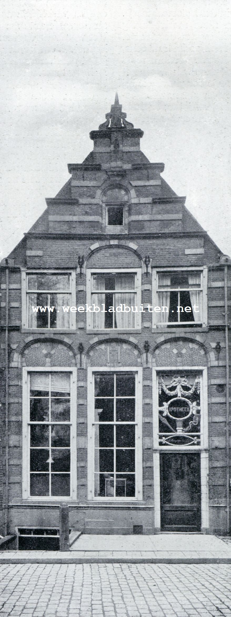 Oude huizen te Zwolle. Gevel aan de Luttekestraat te Zwolle