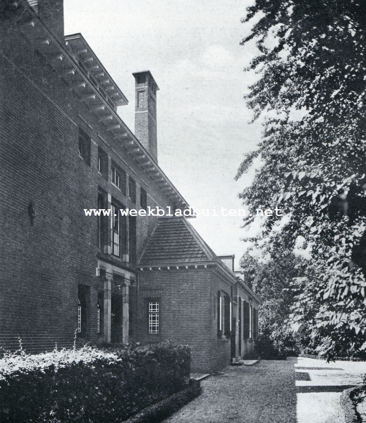 De ontwikkelingsgeschiedenis van het Hollandsche landhuis. Zijvleugel van het huis van Jan Veth te Bussum
