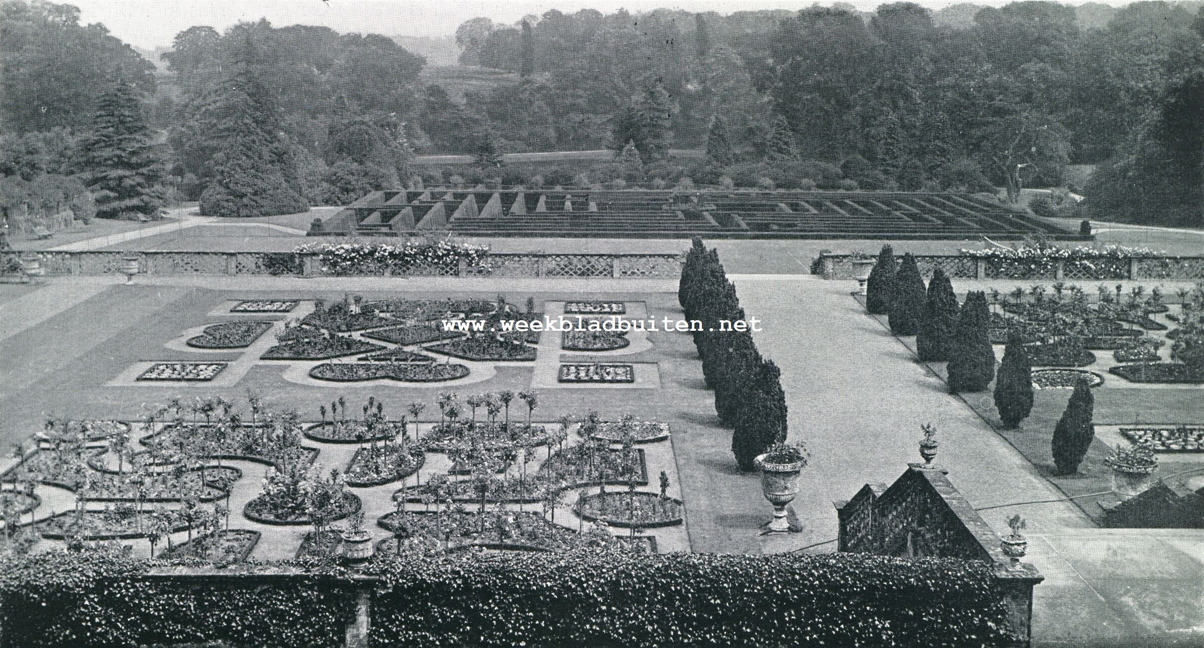 Hatfield. De tuinen aan de Oostzijde van Hatfield-House