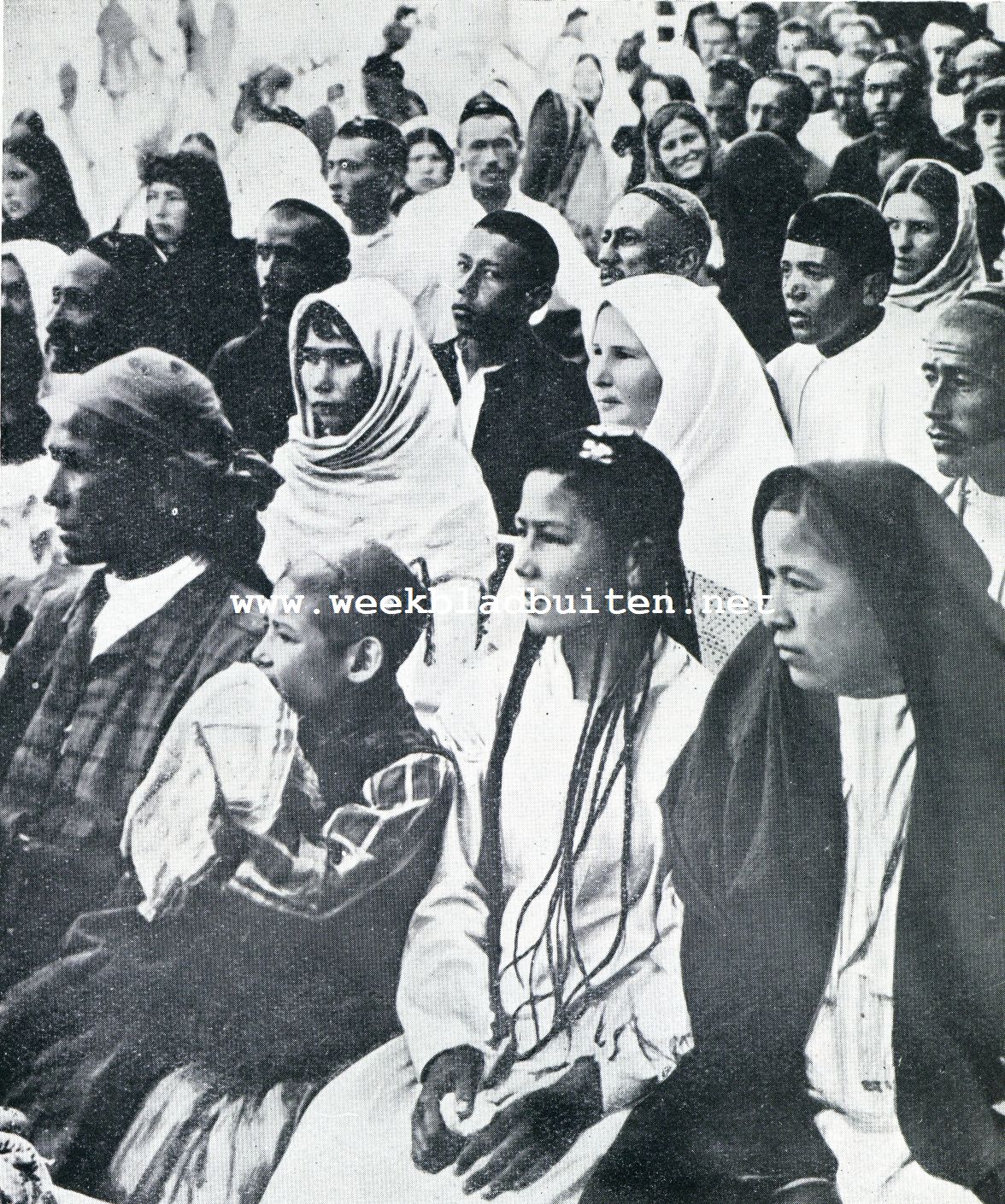Een reis door Russisch Turkestan in 1928. Een communistische club te Taschkent