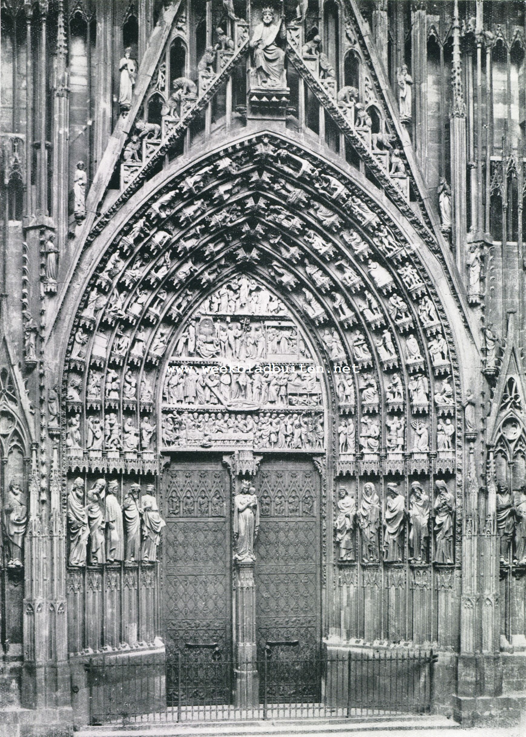 Middenportaal van de Kathedraal te Straatsburg