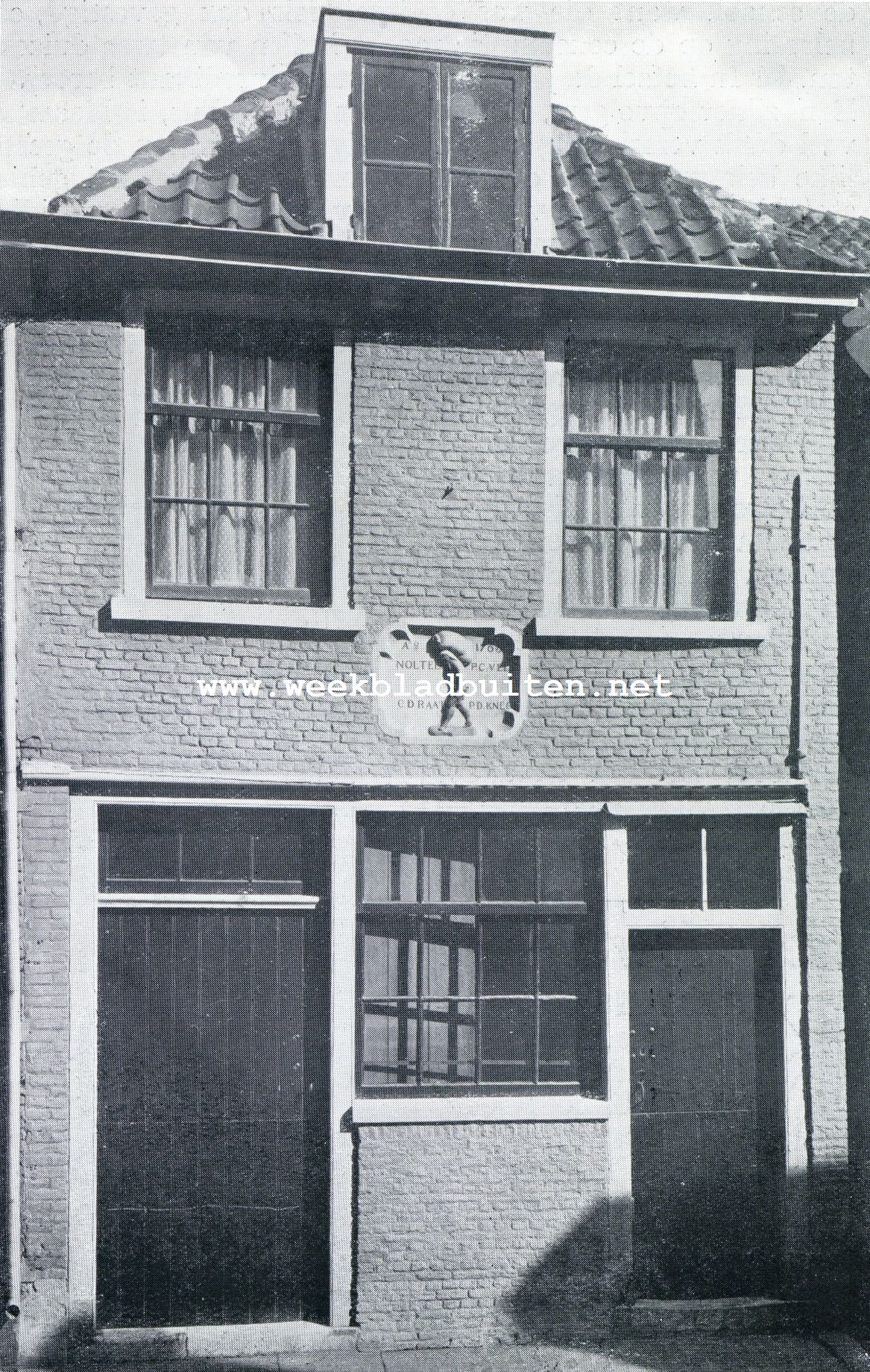 HET ZAKKENDRAGERSHUISJE TE MAASSLUIS