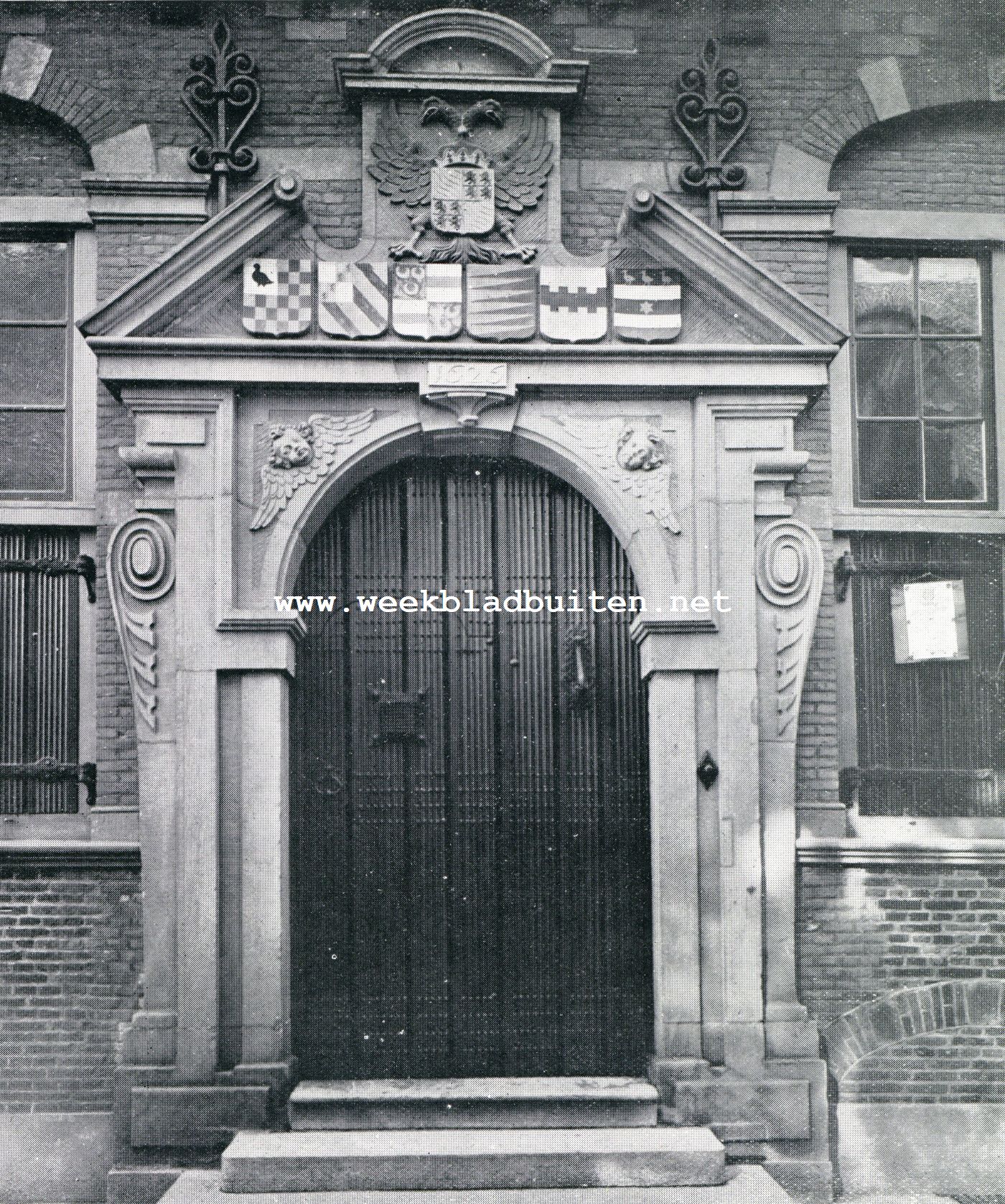 POORT VAN HET DELFLANDSHUIS TE MAASSLUIS