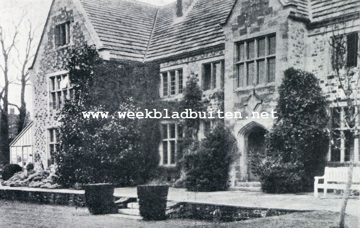 Het landhuis van John Galsworthy vanuit den tuin gezien