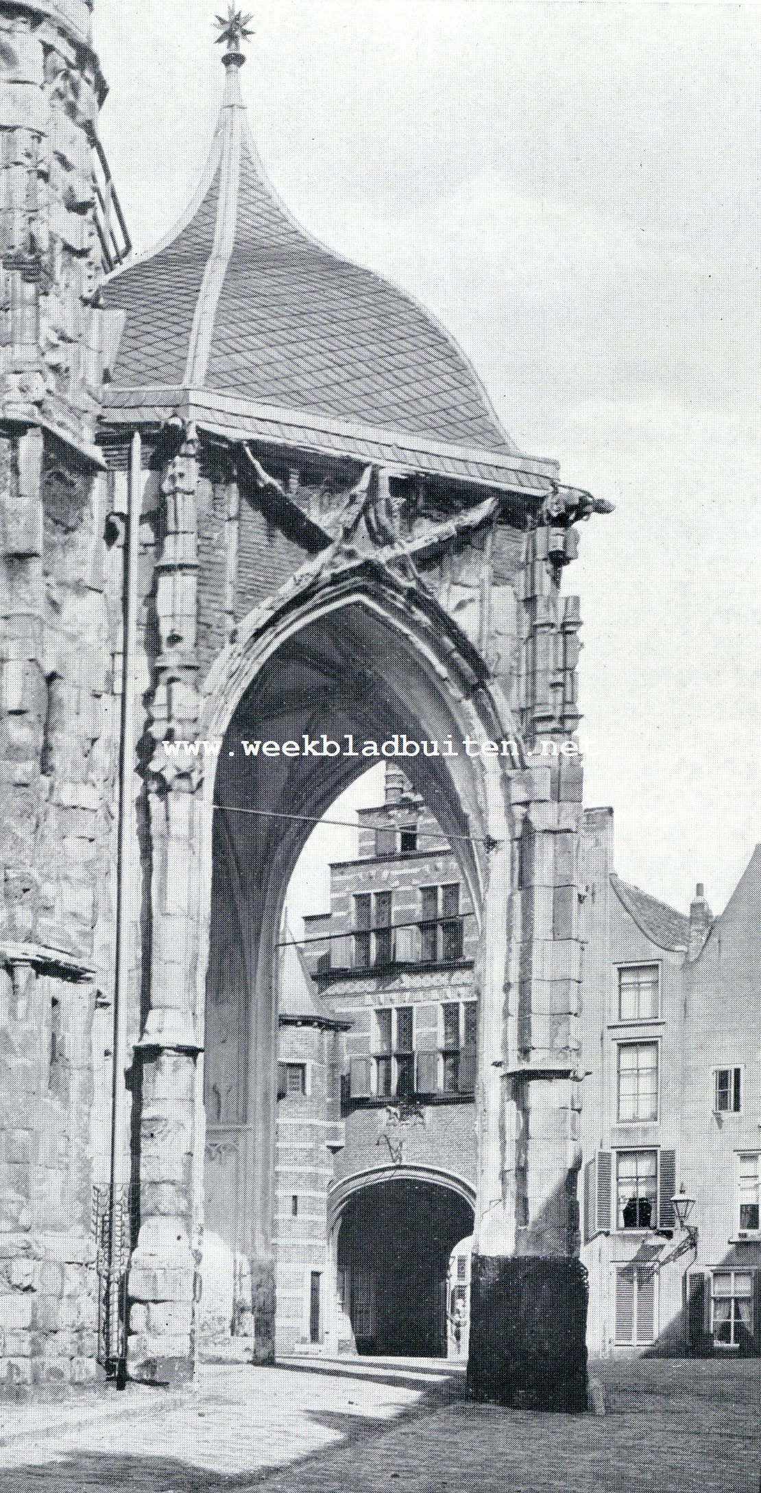 Het voorportaal van het kruisschip der St. Stephanuskerk te Nijmegen