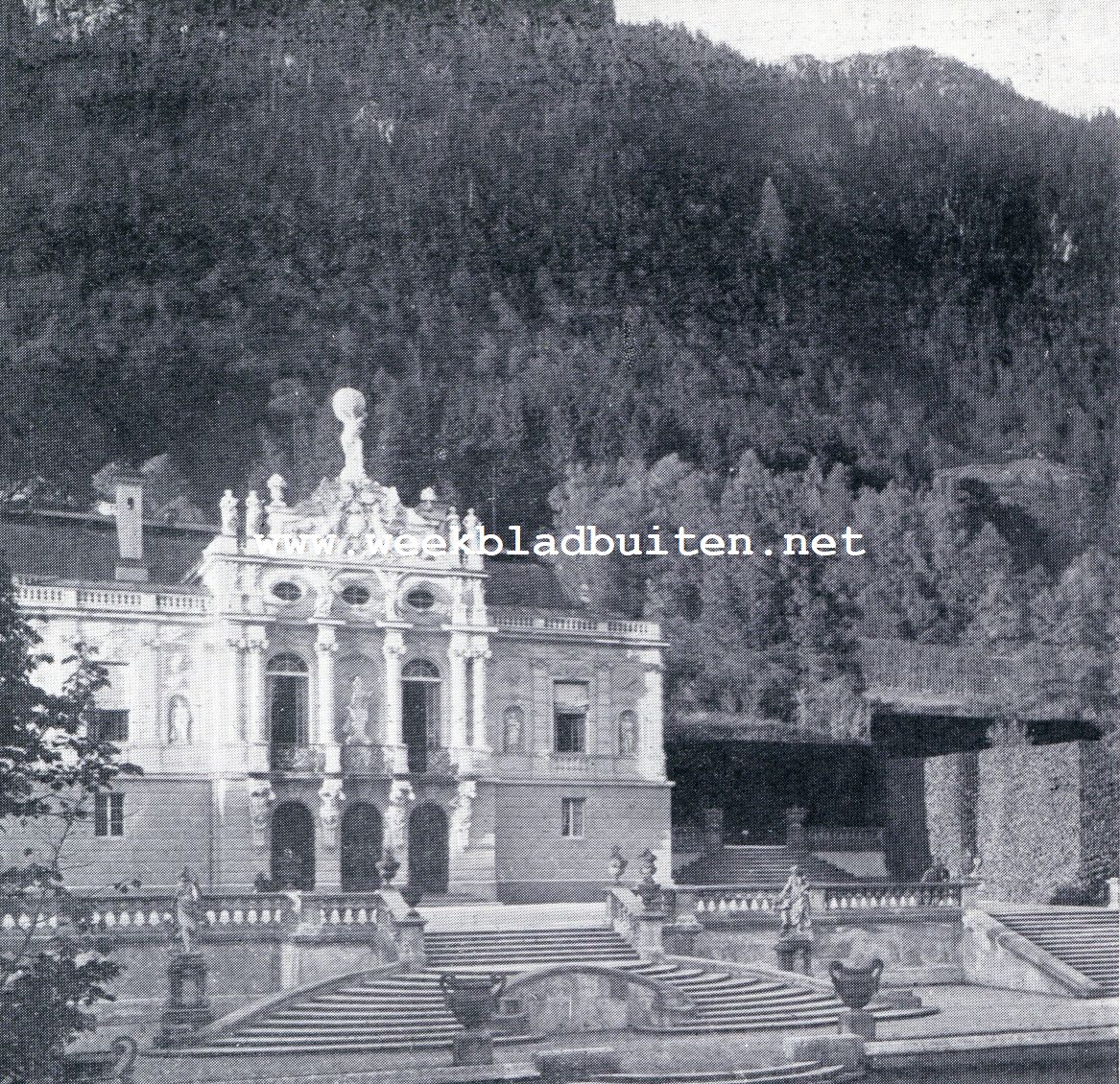 Linderhof. Voorzijde