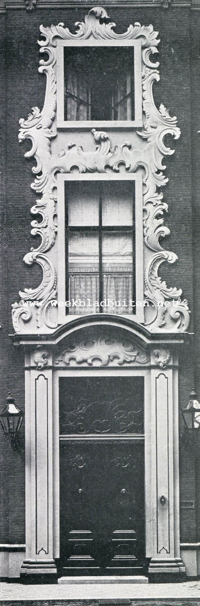 Deuromlijsting Lange Burgstraat 24