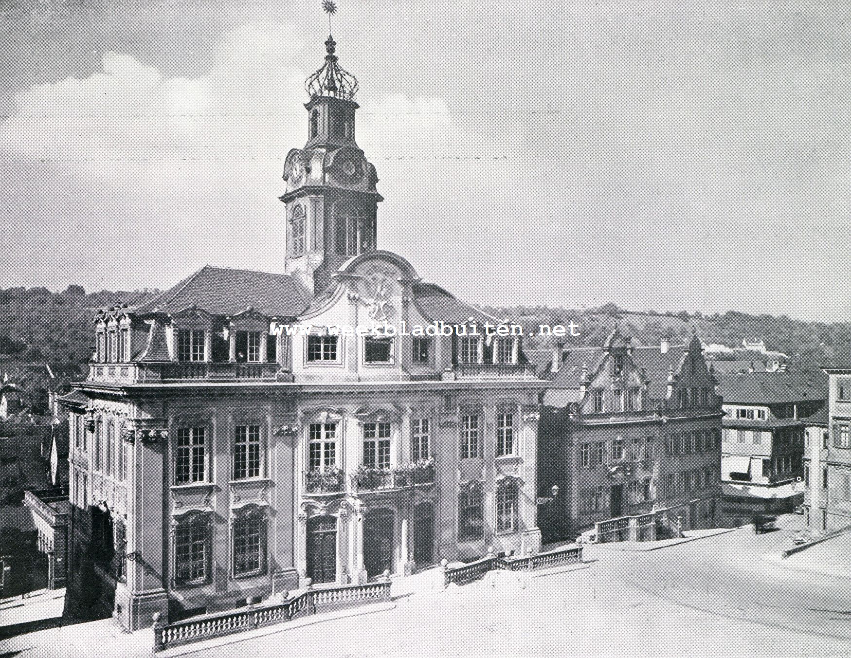 Hall in Wurttemberg. Stadhuis aan de oude Markt te Hall