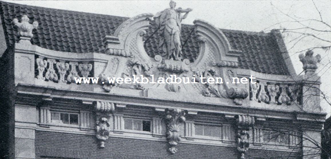 Gevel aan de Heerengracht te Amsterdam