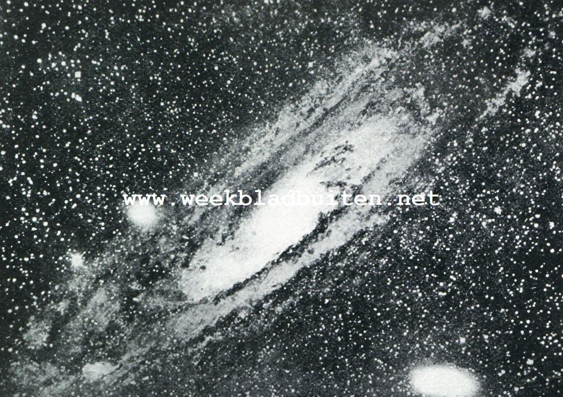 DE GROOTE NEVELVLEK IN HET STERREBEELD ANDROMEDA