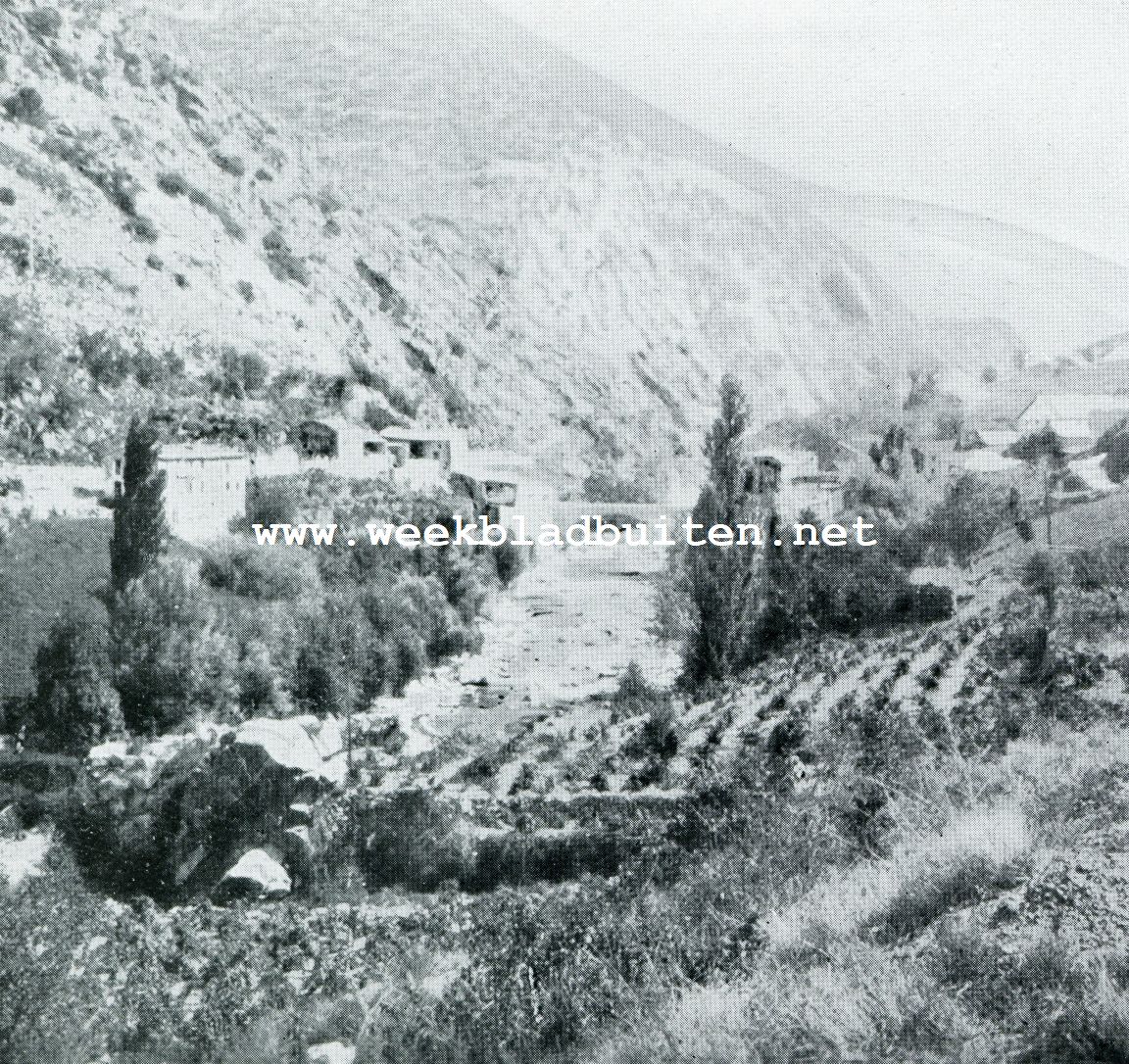 In Andorra, de kleinste staat ter wereld. Spaansch dorp aan de Segre