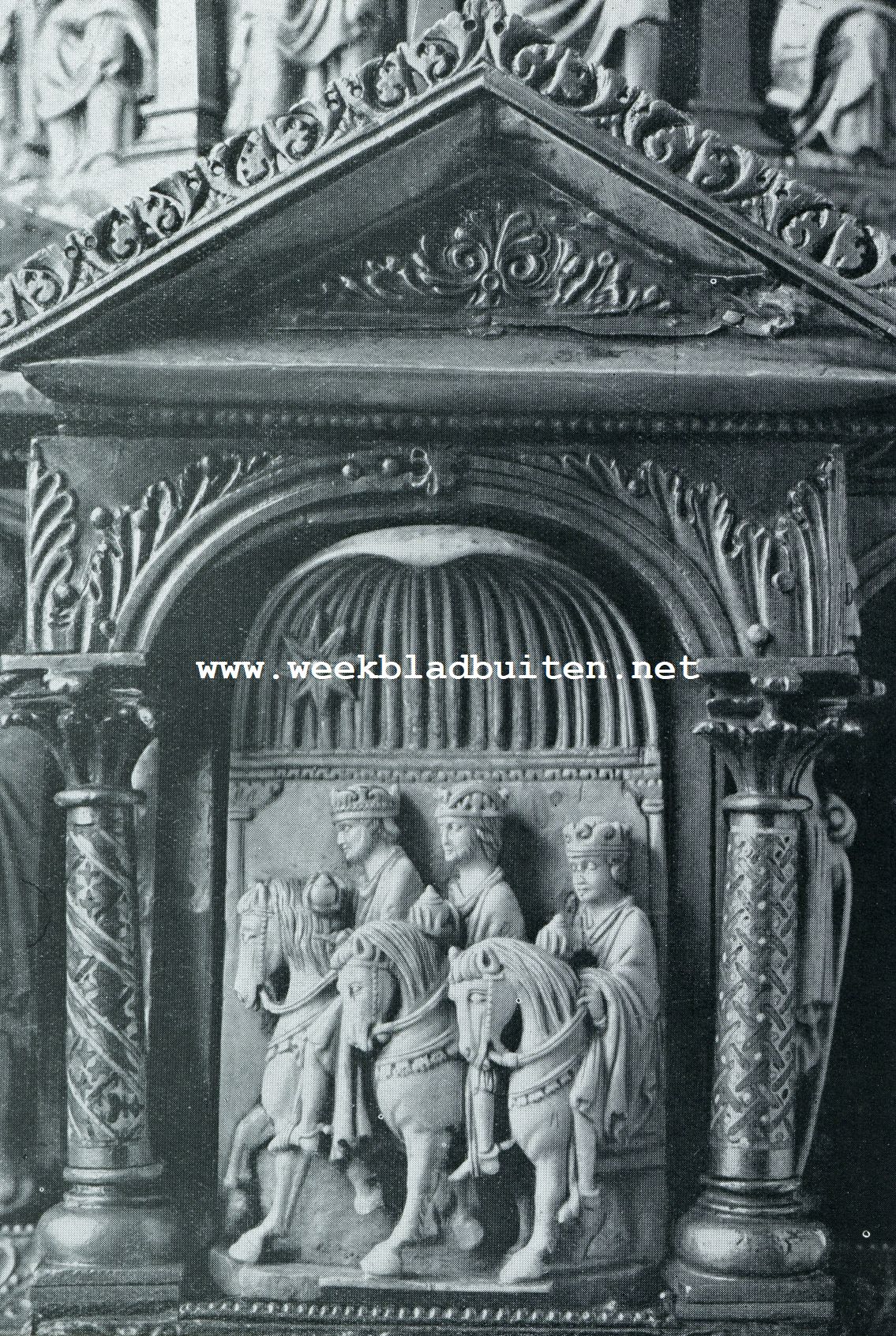 De Welfenschat. Detail van den Koepelschrijn