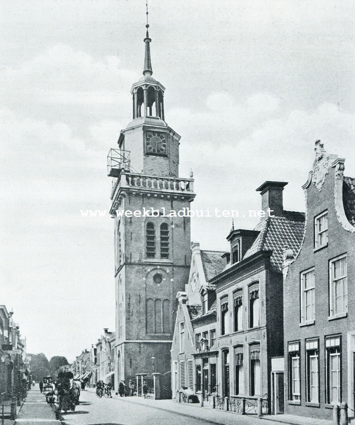 Friesche omzwervingen. Toren in de Dorpstraat te Joure