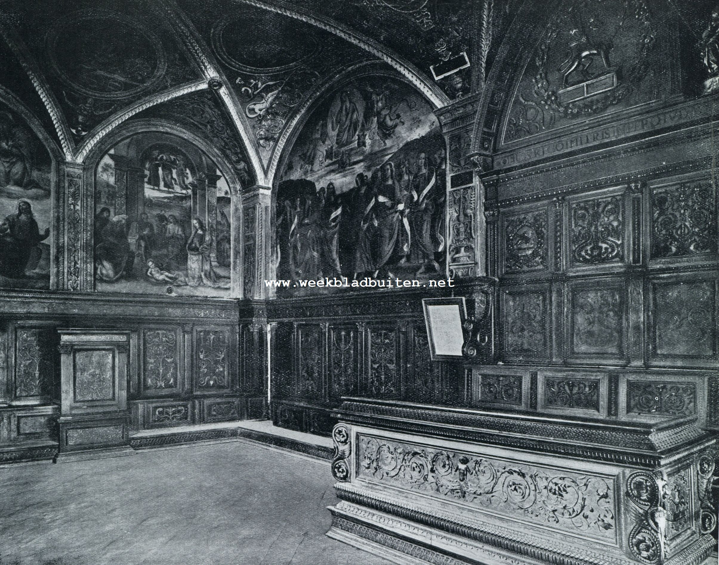 De sfeer der Umbrische hoofdstad. Perugia. Zaal van het Geldwisselaarsgilde in het Stadhuis
