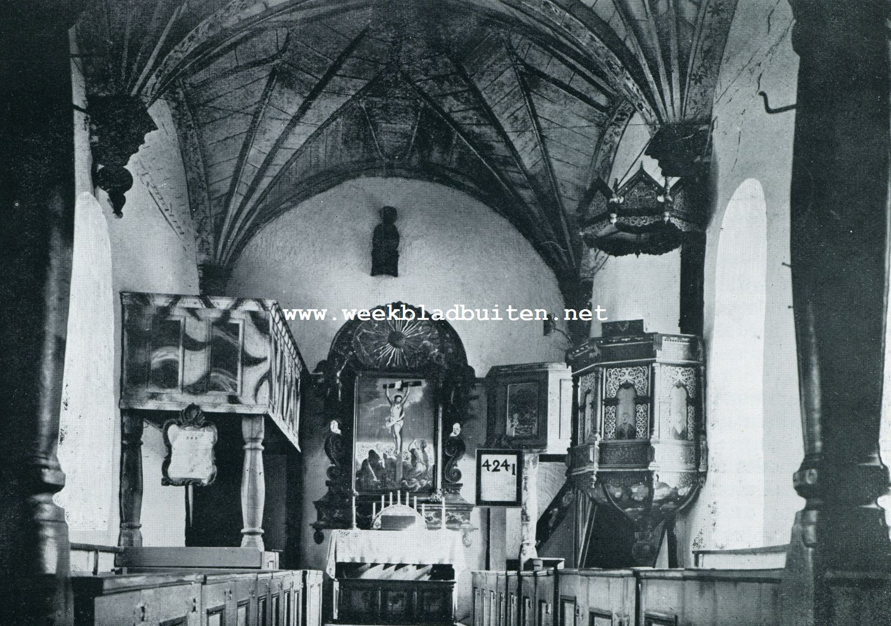 Bij den uitgang der twaalf nachten in Zweden. Interieur van het Laplandsche Kerkje te re in Zweden