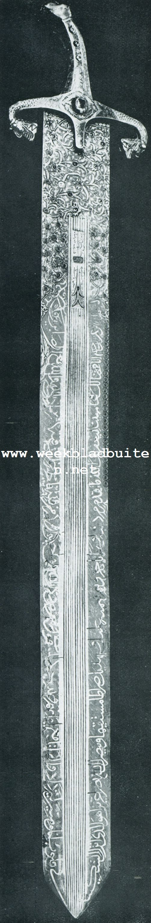 In het Serail der Sultans. Zwaard van Othman's 3e Chalief na Mahomed (644-656)