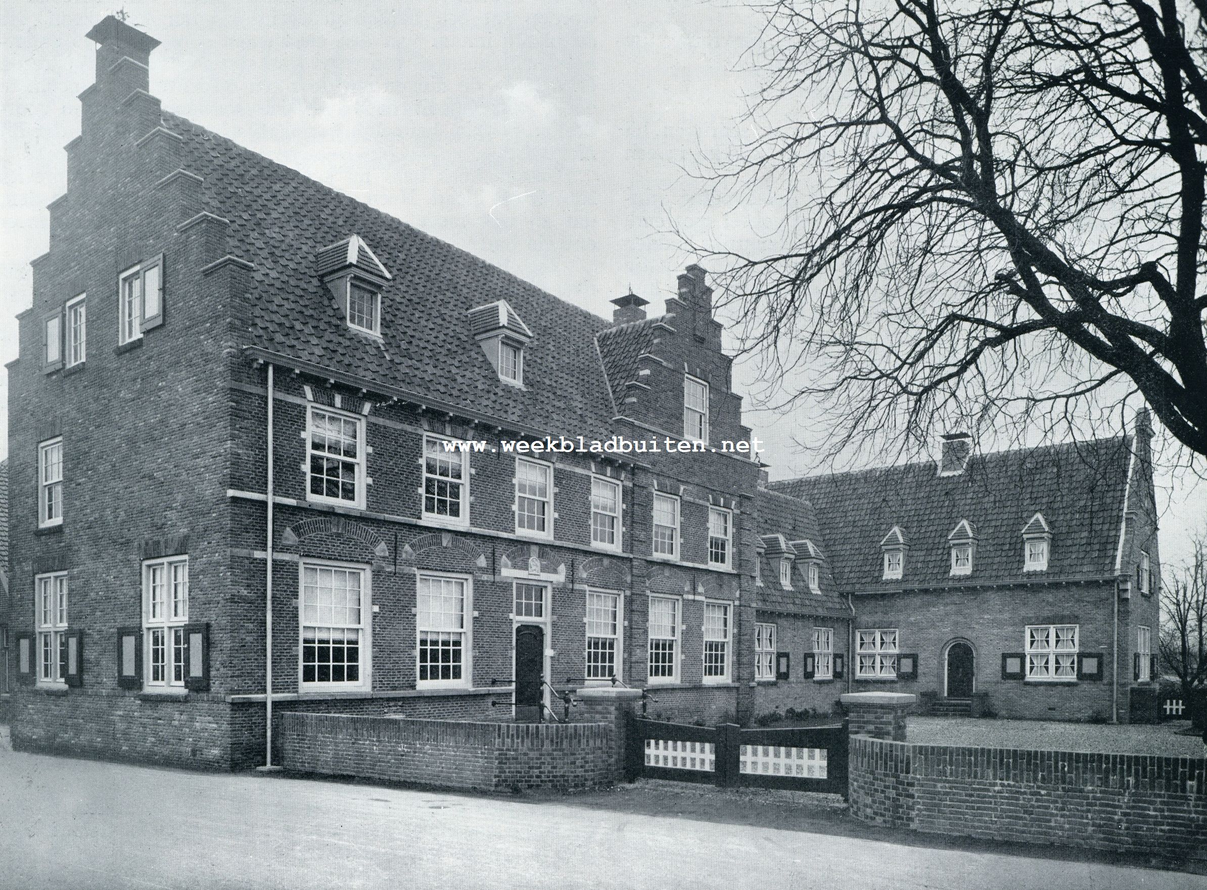 Het gerestaureerde Raadhuis te Maartensdijk