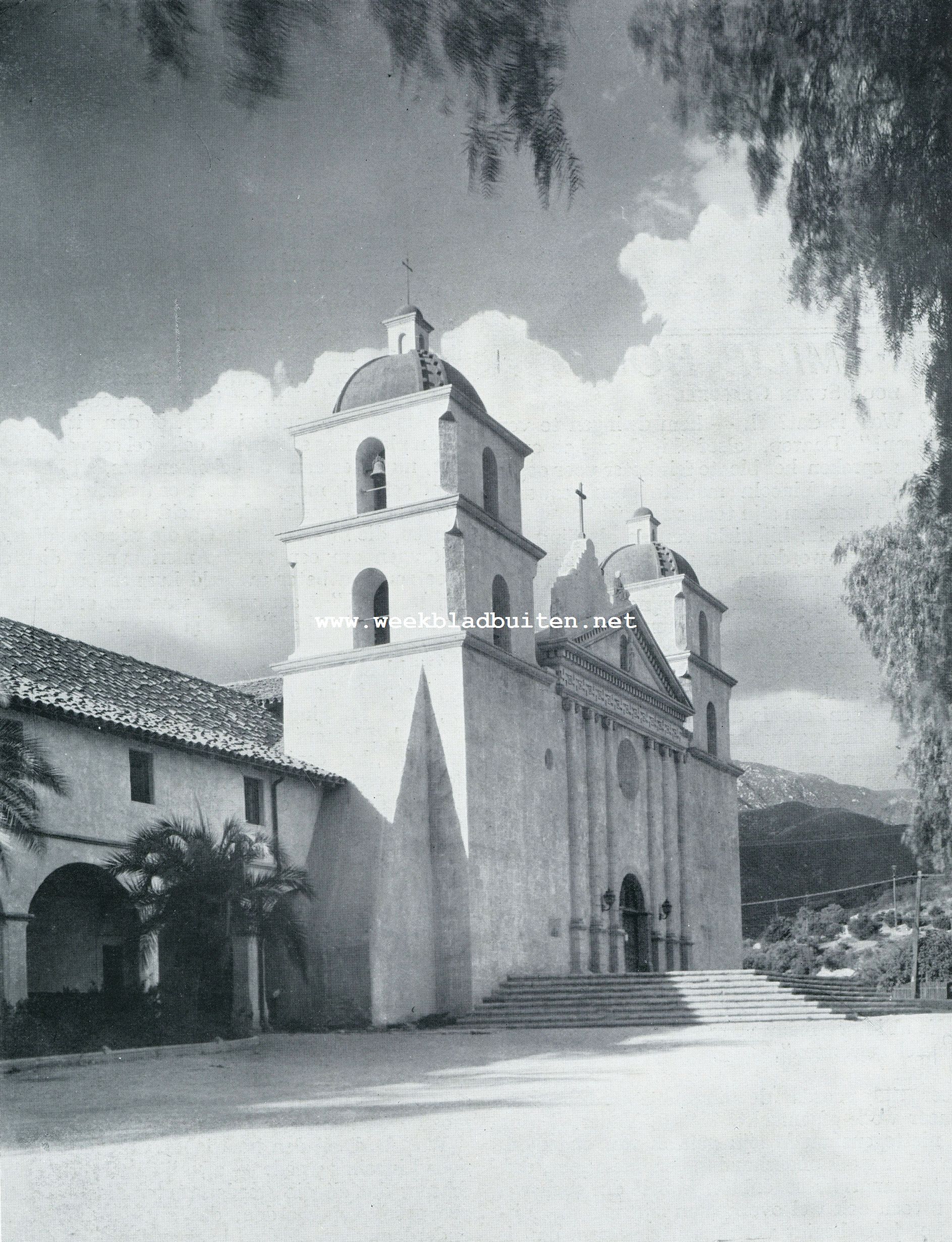 Spaansche Missiekerk te Santa Barbara in Californi