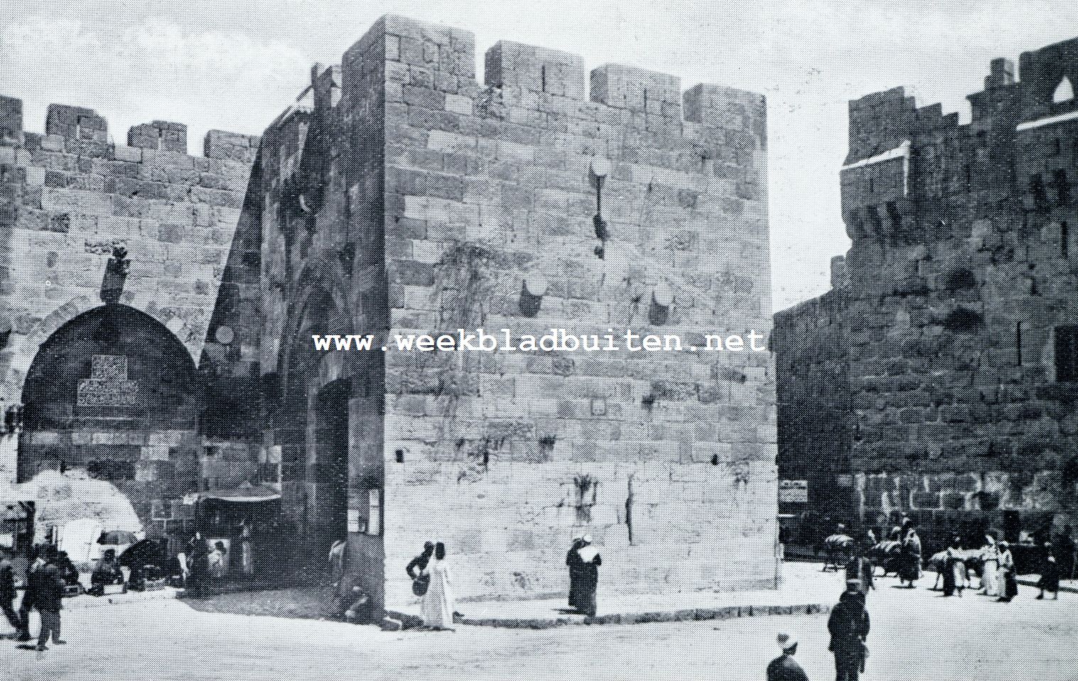 DE VIJF EEUWENOUDE JAFFA-POORT TE JERUZALEM