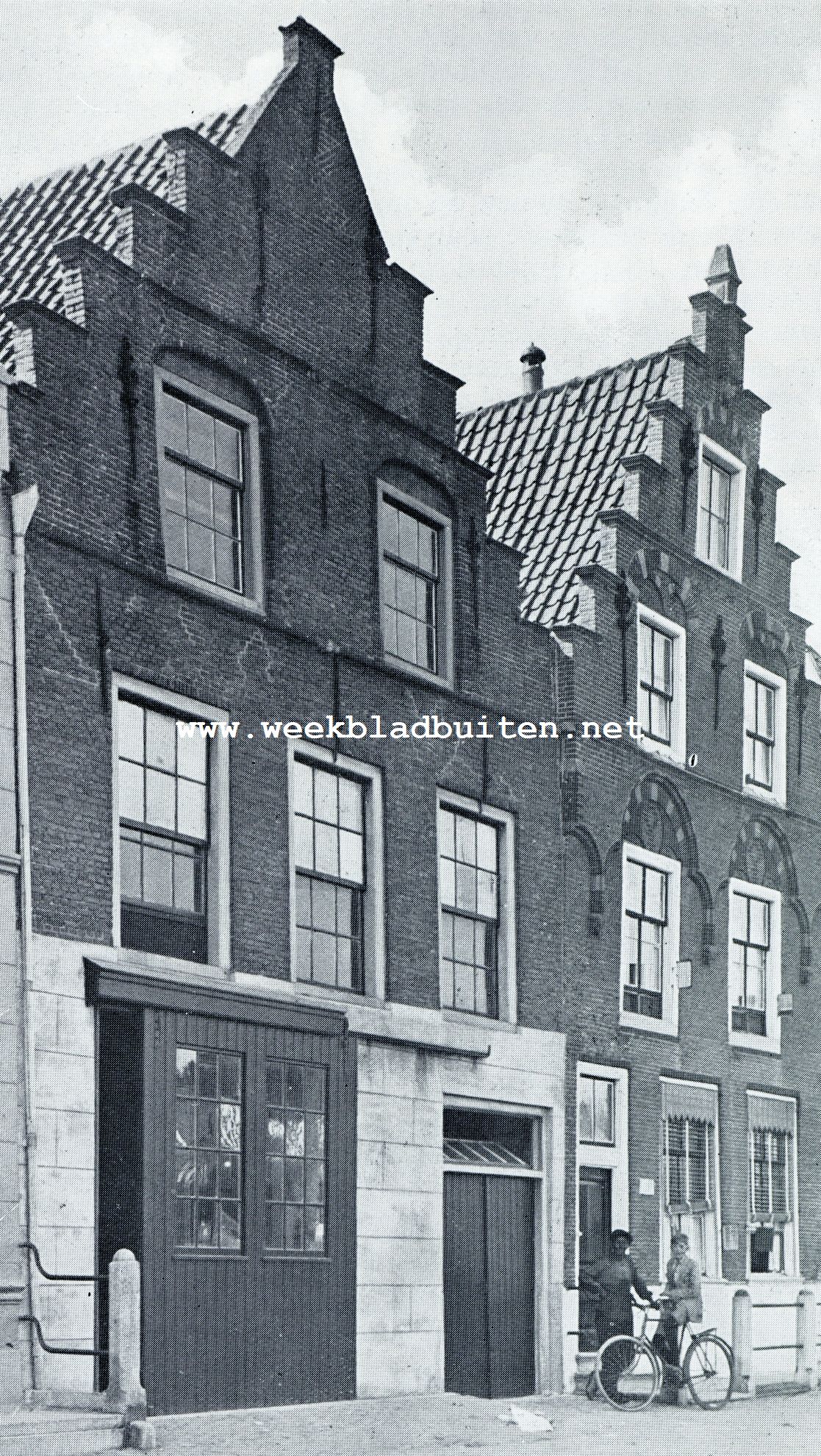 OUDE HUIZEN AAN DE HAVENDAM TE OUD-BEIJERLAND