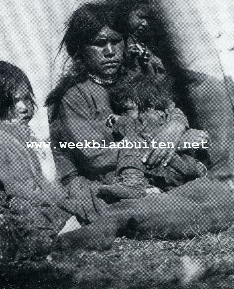 CREE-VROUW MET HAAR KROOST