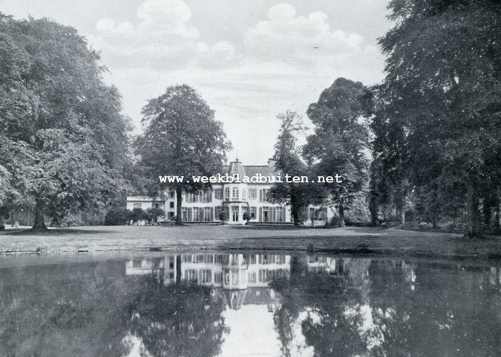 ACHTERZIJDE VAN HUIZE DE HARTEKAMP