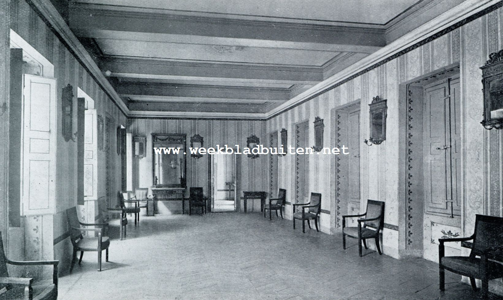 GROOTE ZAAL IN NAPOLEONS GEBOORTEHUIS TE AJACCIO