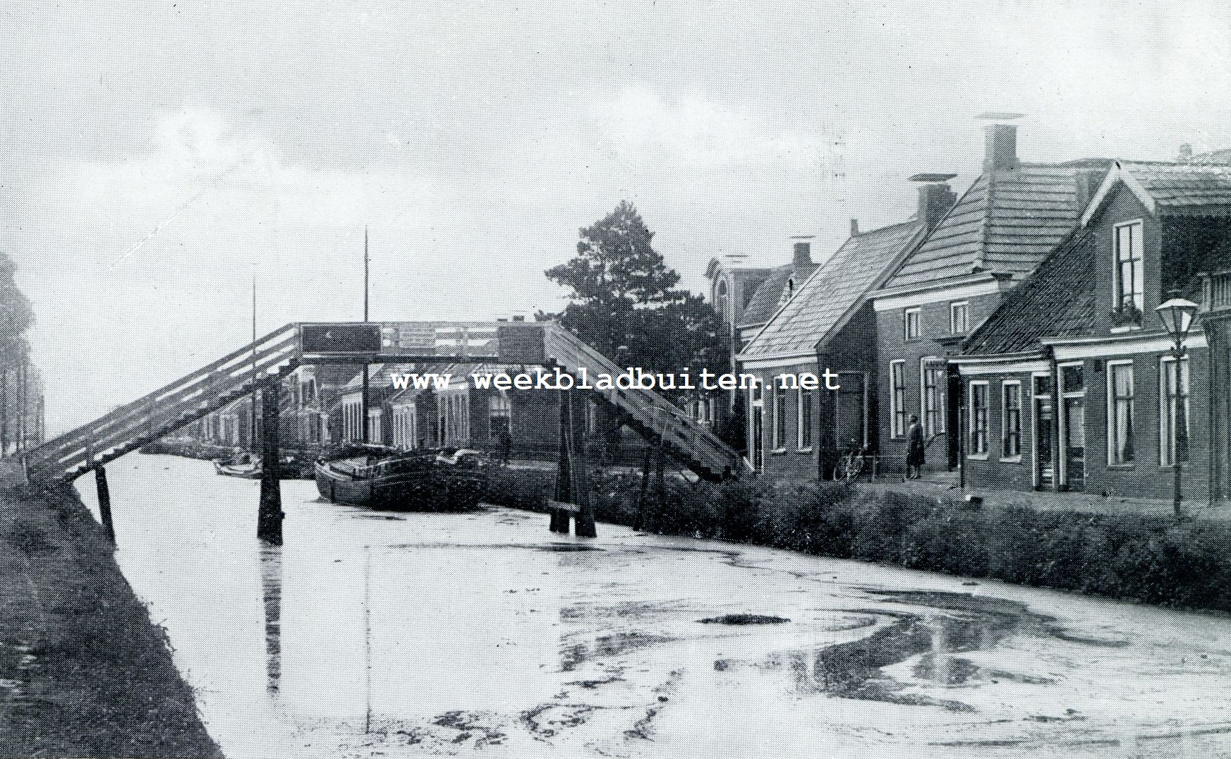 GRONINGER VEENKOLONIN. EEN HOOGHOLT OVER HET WINSCHOTERDIEP TE SAPPEMEER