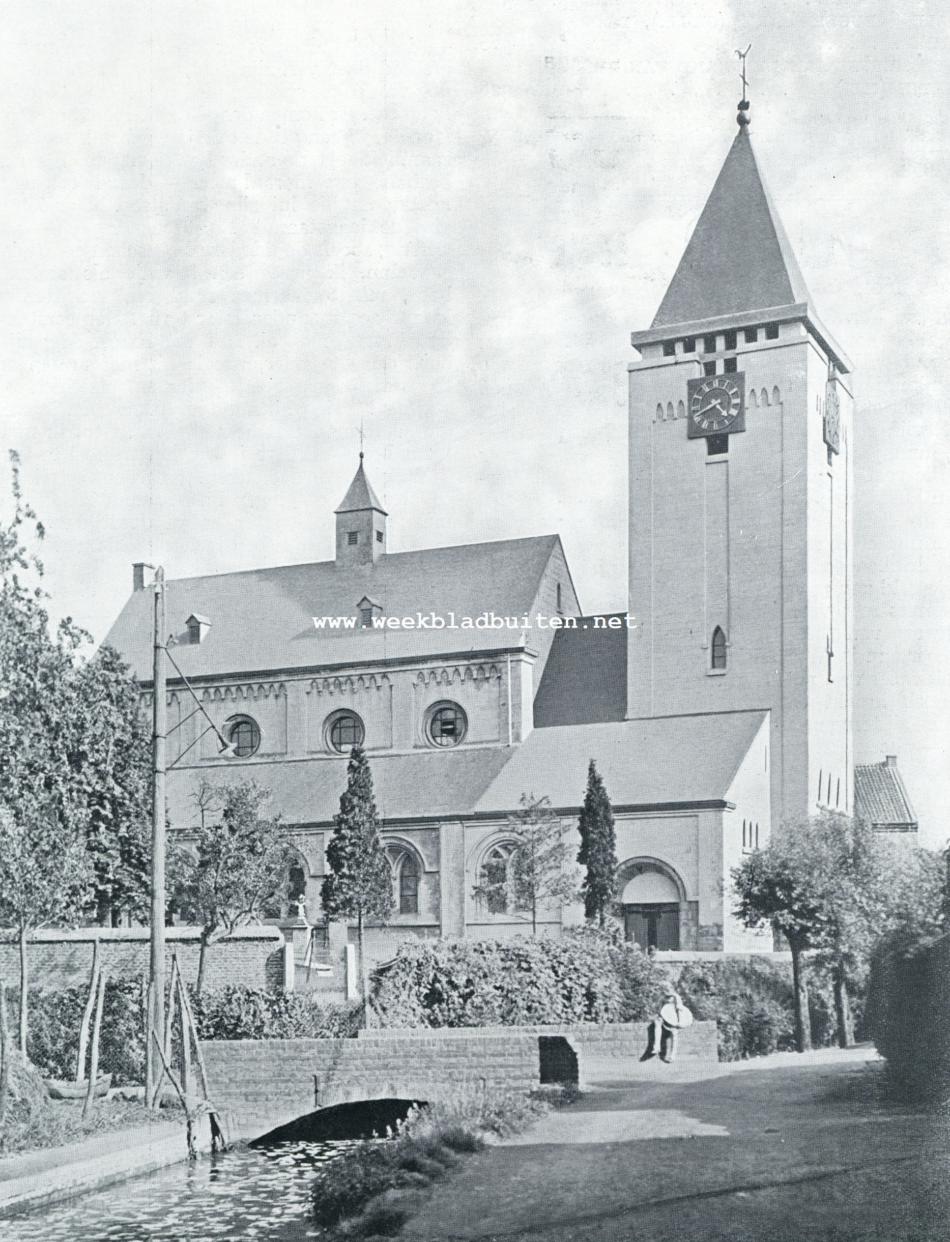 LIMBURG OM DE GELEEN. DE ST. JANSKERK TE NIEUWSTADT (13TM-14DE EEUW, WESTZIJDE MET TOREN 1928-30)