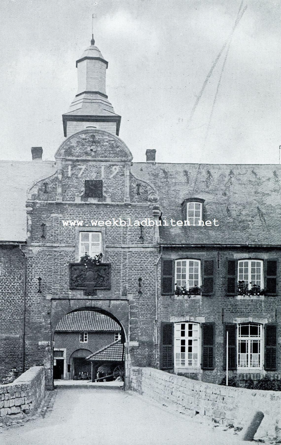 INGANGSPOORT VAN HET KASTEEL WIJNANDSRAEDE ( 1560, GEWIJZIGD 1719)