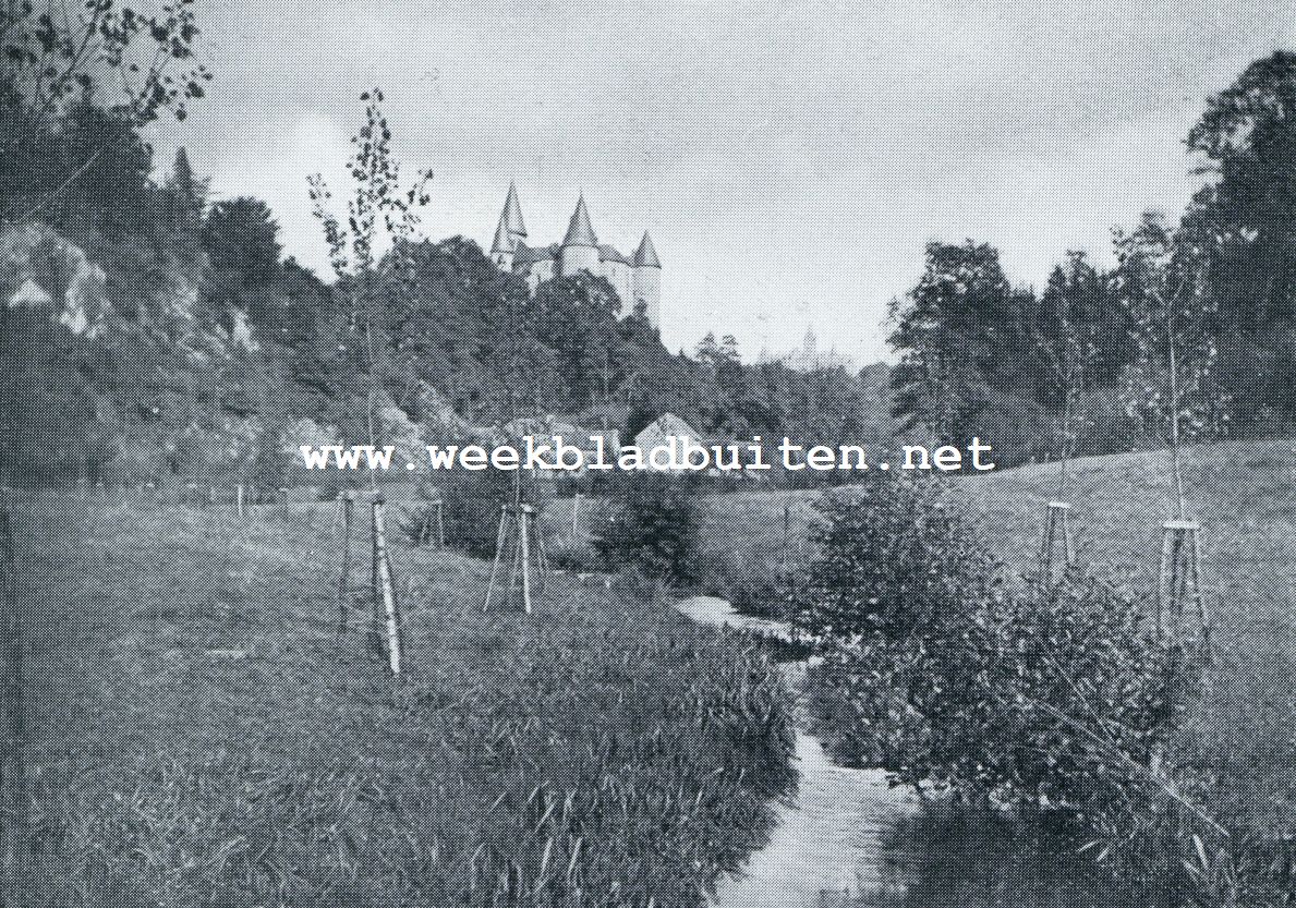 CHATEAU DE VVE OP WEG NAAR CELLES IN DE VERTE HET CHATEAU DE NOISY