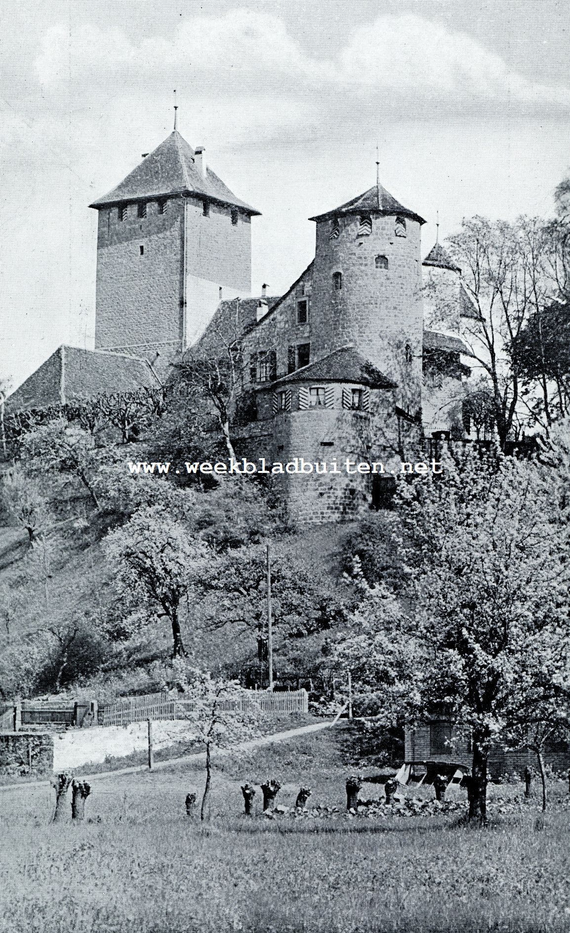 DE WESTZIJDE VAN HET SLOT TE MURTEN