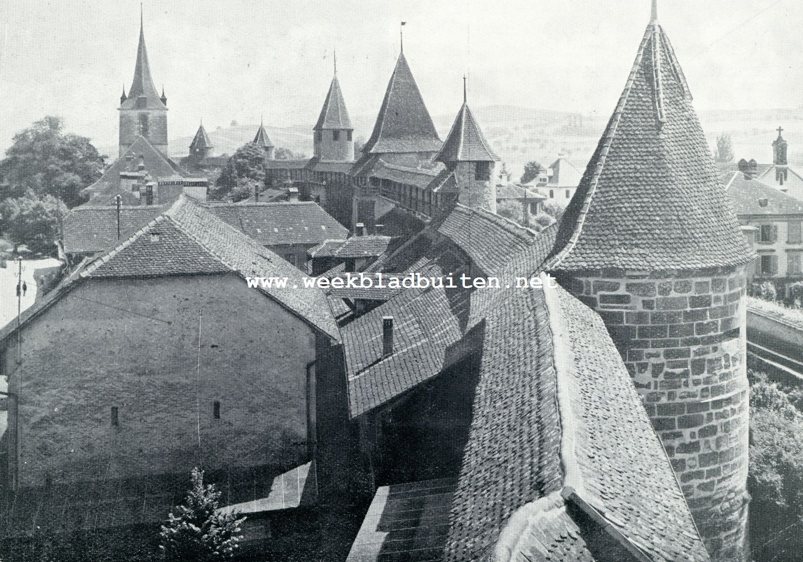 DE ZWITSERSCHE STAD ALS KROON VAN HET ZWITSERSCHE LANDSCHAP. DE RINGMUUR VAN HET ZWITSERSCHE STADJE MORAT (MURTEN)