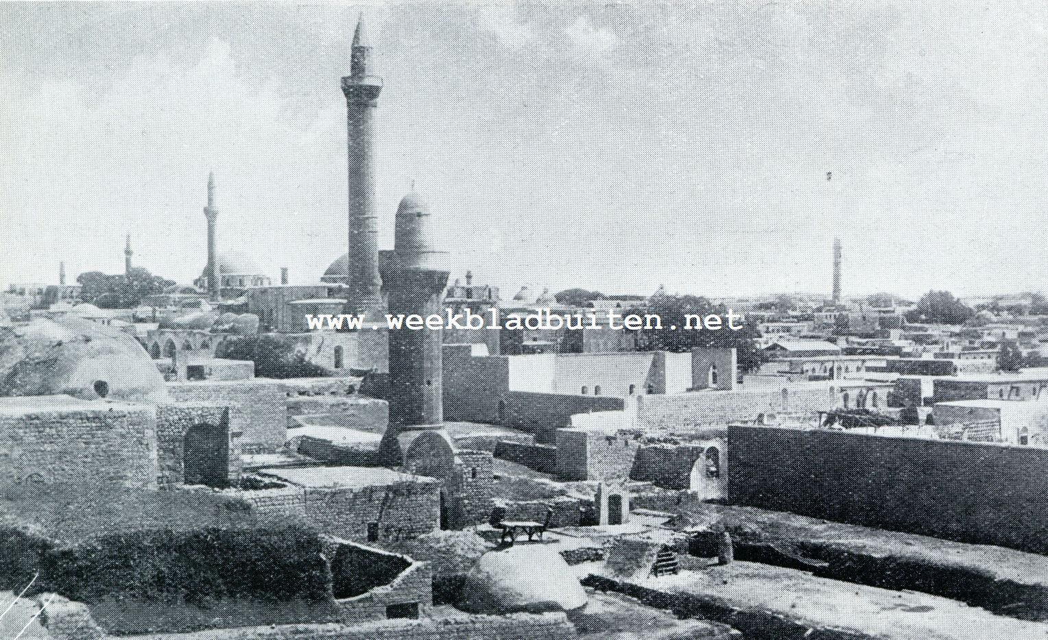 ALEPPO MET ZIJN MOSKEEN EN MINARETS