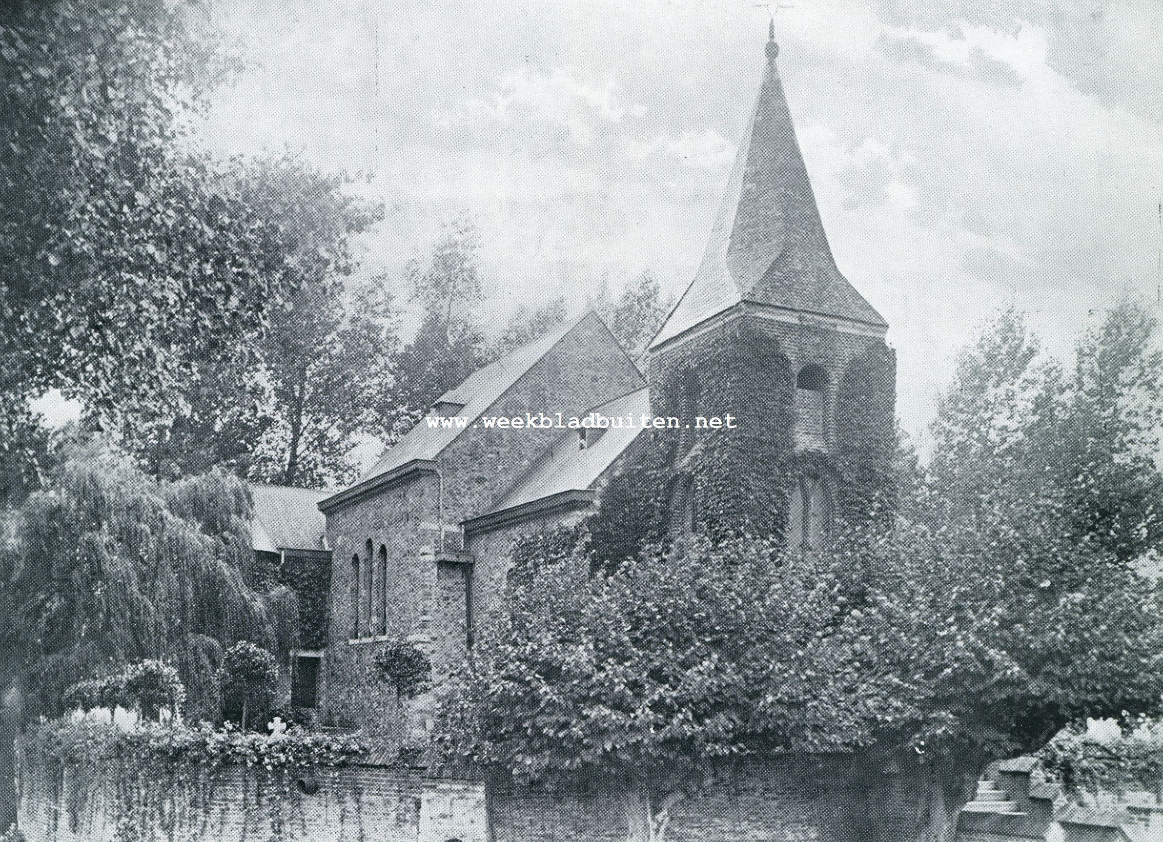 DE ST.  DIONYSIUSKERK TE ASSELT BIJ SWALMEN (11e EEUW, TOREN 16E EEUW, GEWIJZIGD IN 1916)