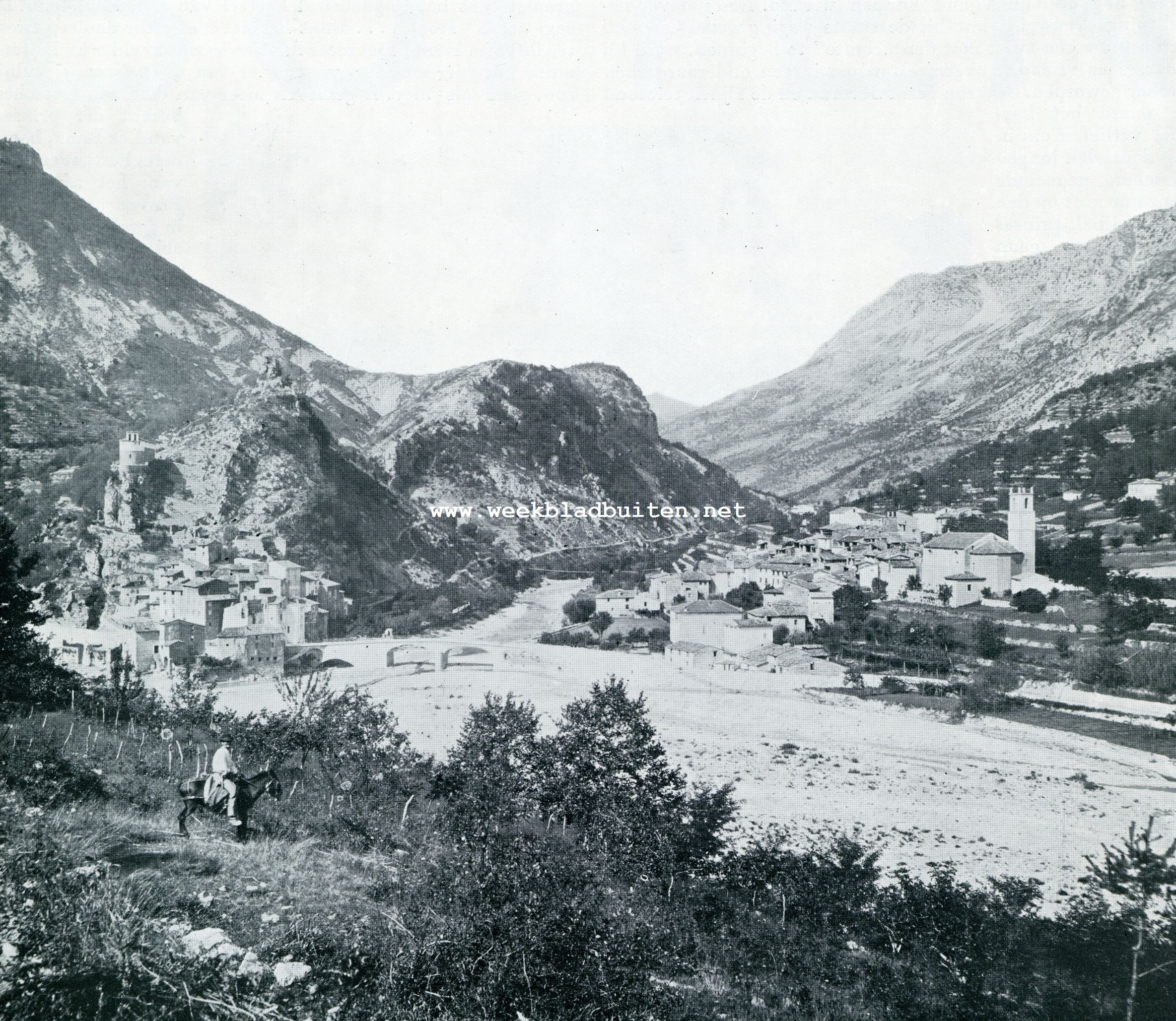 HET OUDE FRANSCHE EN HET VROEGERE PTMONTEESCHE ROQUESTRON IN DE VALLE DE LESTRON