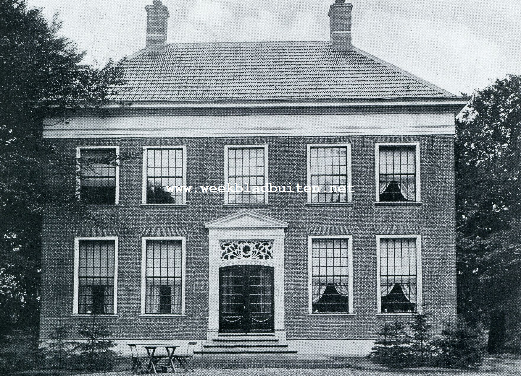 HET TWEEDE STADIUM: VAN BORG TOT LANDHUIS. HUIZE ENNEMABORG TE MIDWOLDE