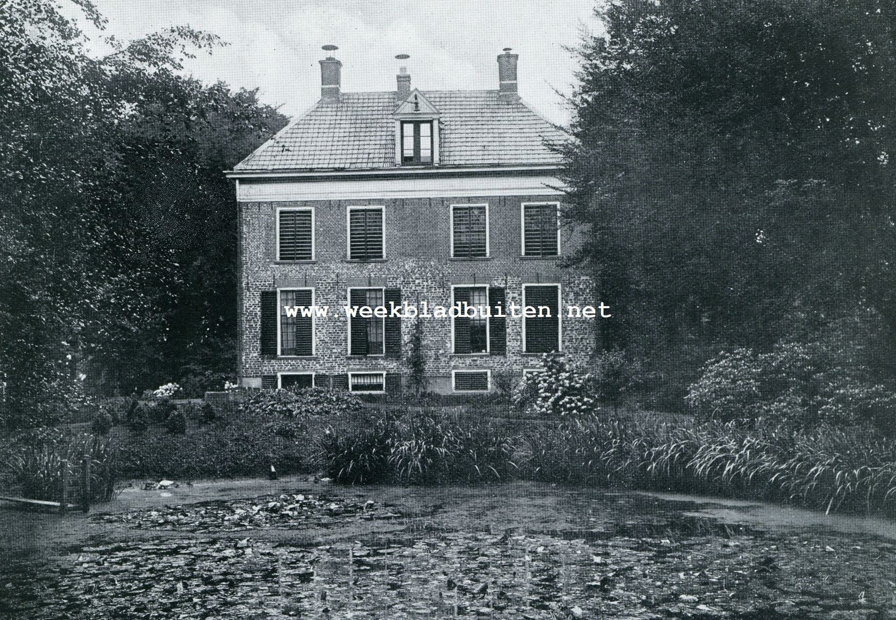 DE ACHTERZIJDE VAN DEN ENNEMABORG TE MIDWOLDE