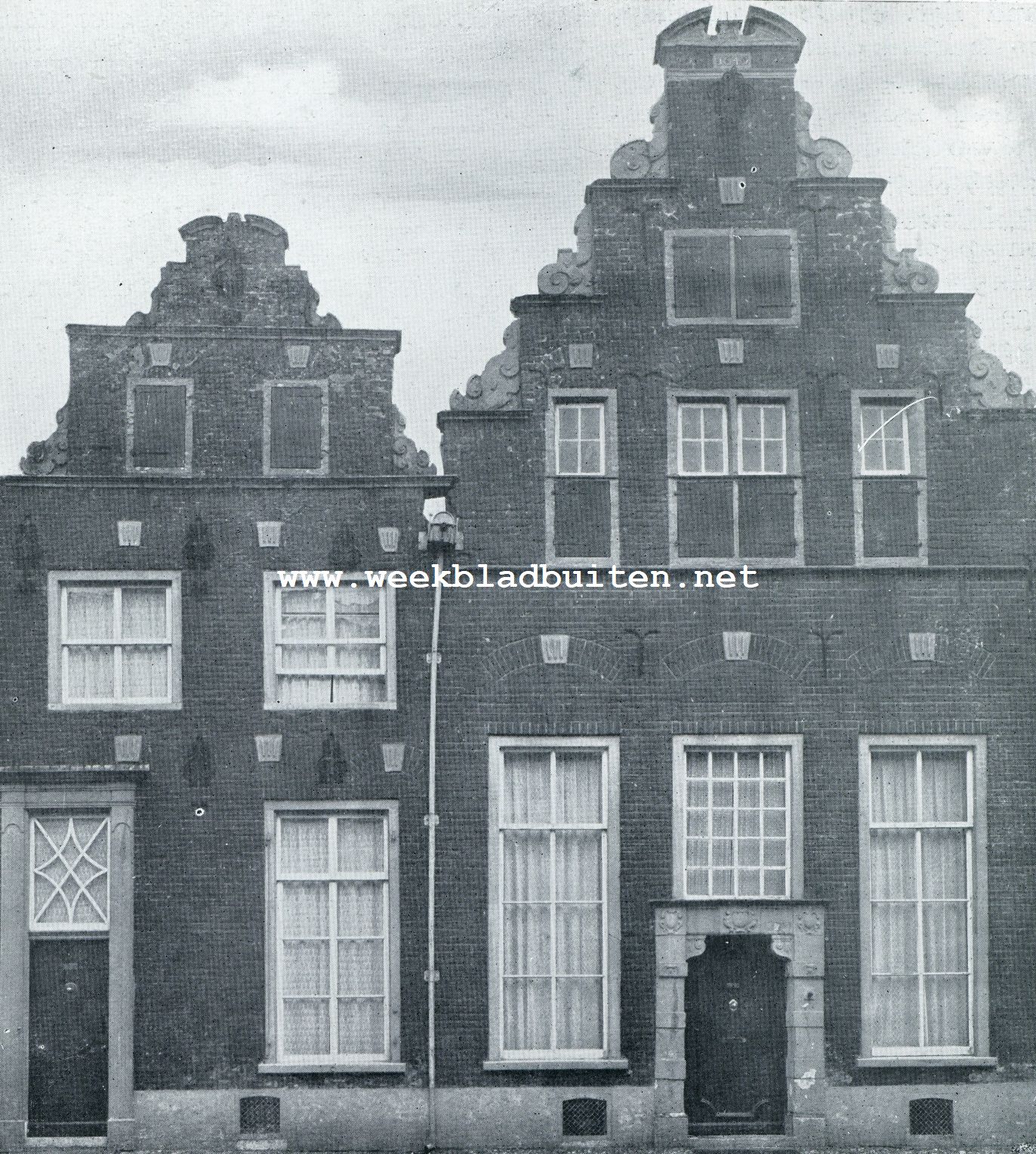 GEVELS AAN DE KOEPOORTSTRAAT TE DOESBURG