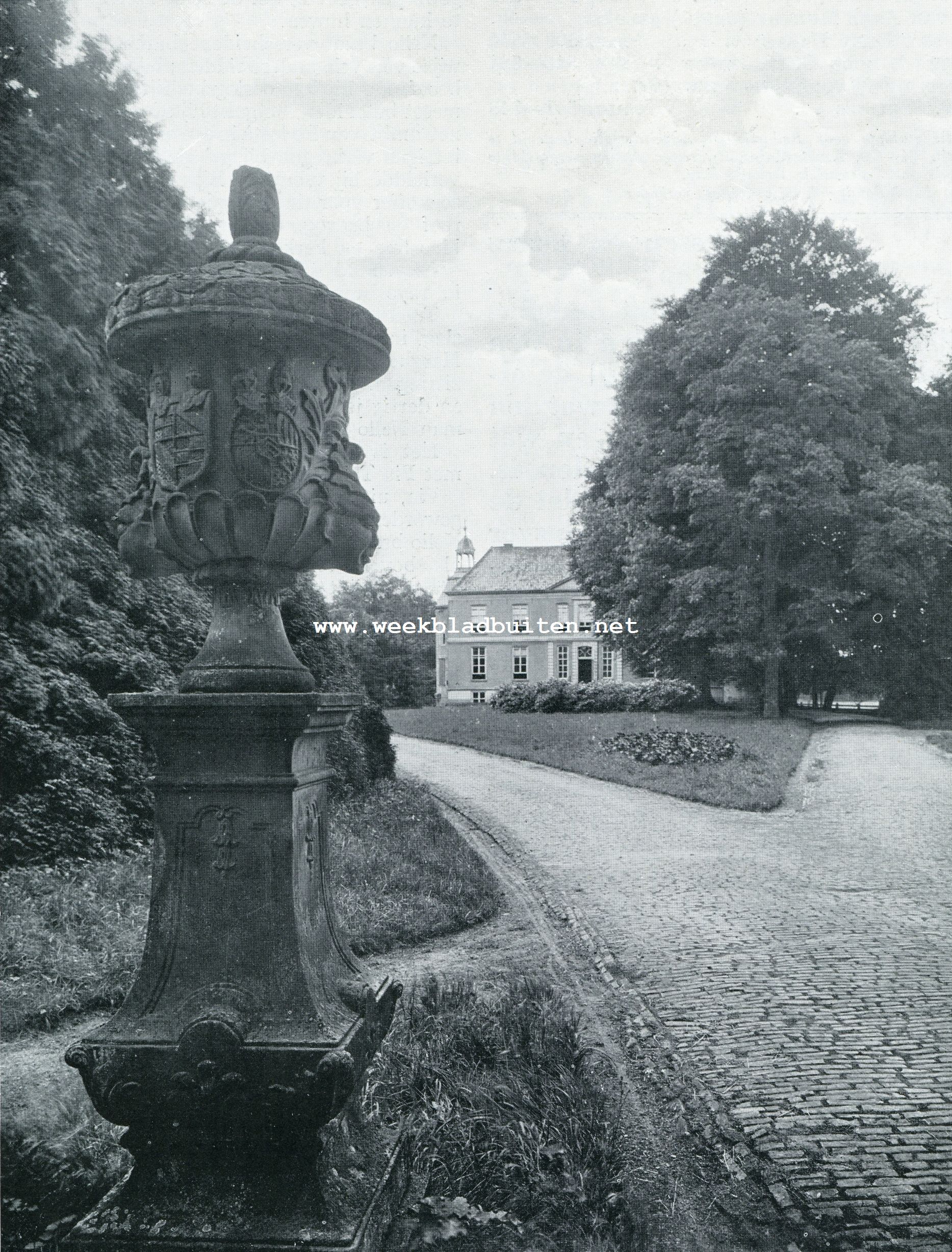 HET KASTEEL HACKFORT BIJ VORDEN