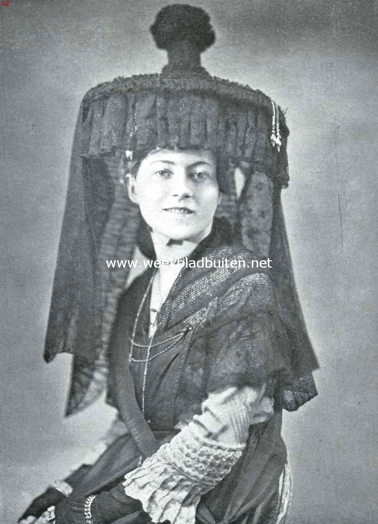 Fransche kleederdrachten en folklore. Kleederdracht uit Louhans (Bourgogne)