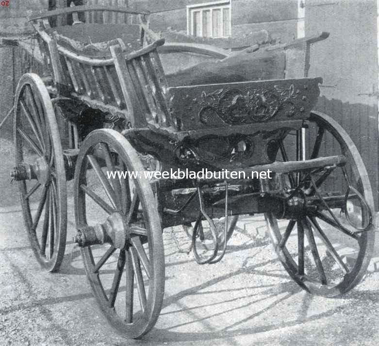 De Alblasserwaard. Ouderwetsche hooiwagen met gekleurd snijwerk uit de streek van de Giessen