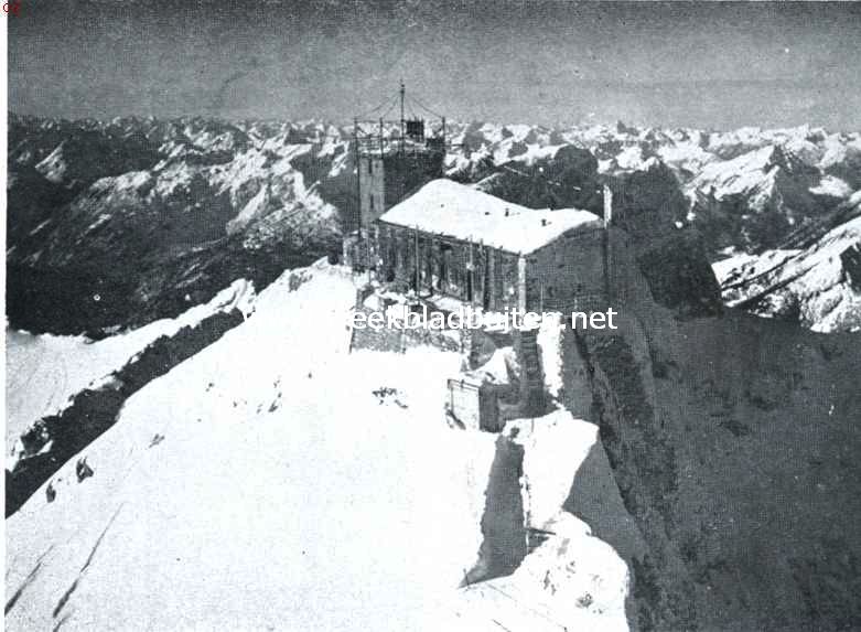 Garmisch-Partenkirchen in den winter. Het Mnchenerhaus op de Zugspitze
