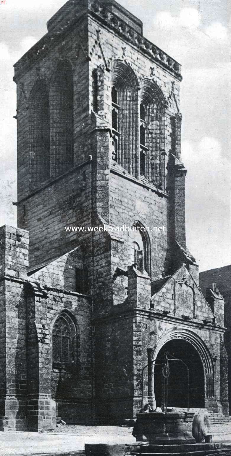 Land en volk van Bretagne. De toren der kerk te Locronan