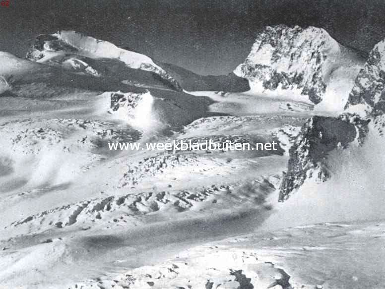 Uitzicht van de Brittannia-hut: Strahlhorn, Alderpas en Rimpfischhorn