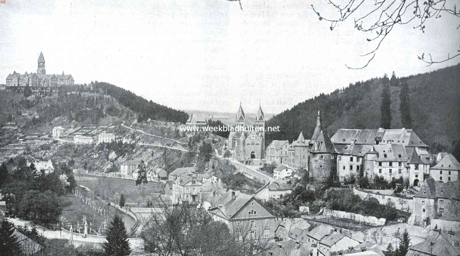 Clairvaux met rechts het kasteel; op den berg links de in Neo-Romaansche stijl opgetrokken Benedictijner abdij
