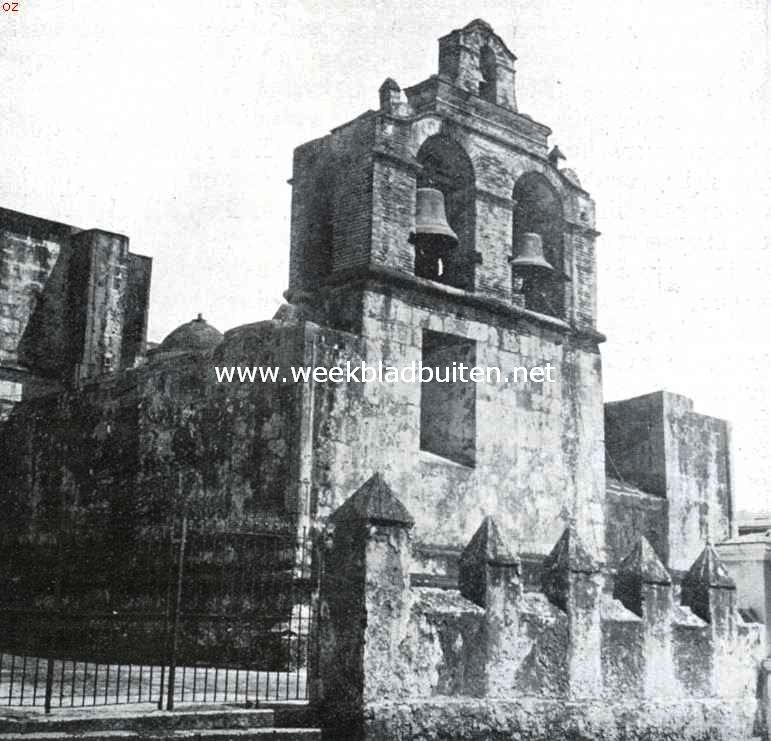 In deze Oud-Spaansche kathedraal te Santo Domingo rust het gebeente van Columbus