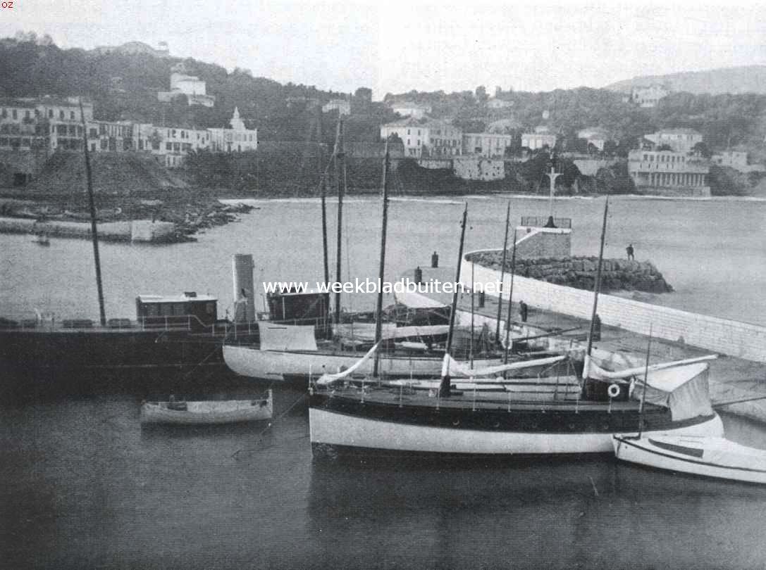 La Turbie en de Grande Corniche. De haven van St. Jean met gezicht op Beaulieu