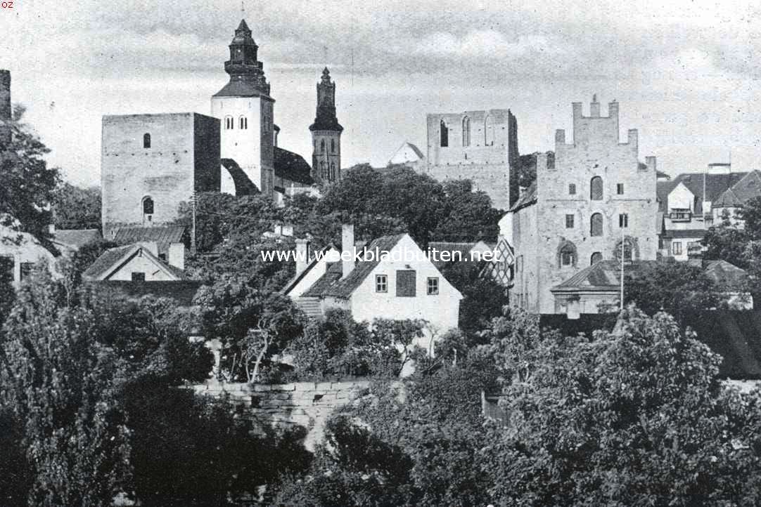 Wisby, de oude Hanzestad. Vesting- en kerktorens van Wisby
